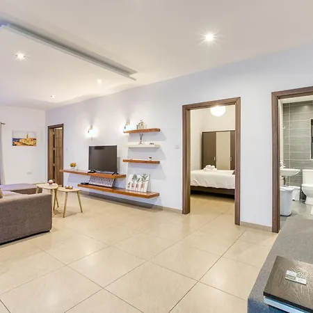 A Comfy 2br With Balcony Views In By 360 Estates Apartamento *