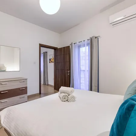 A Comfy 2br With Balcony Views In By 360 Estates Lejlighed *