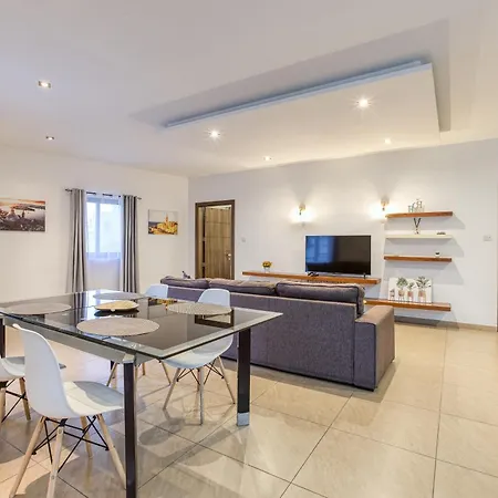 A Comfy 2br With Balcony Views In By 360 Estates