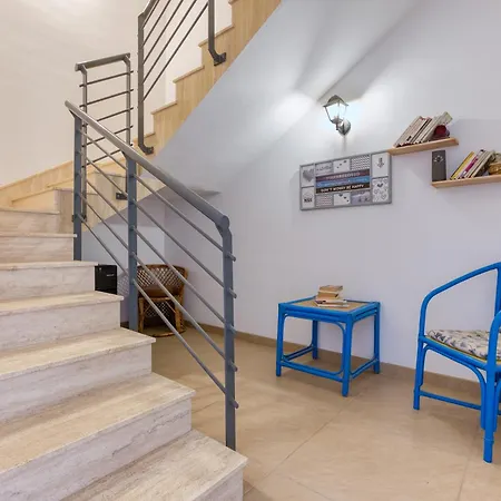 A Comfy 2br With Balcony Views In By 360 Estates Apartamento